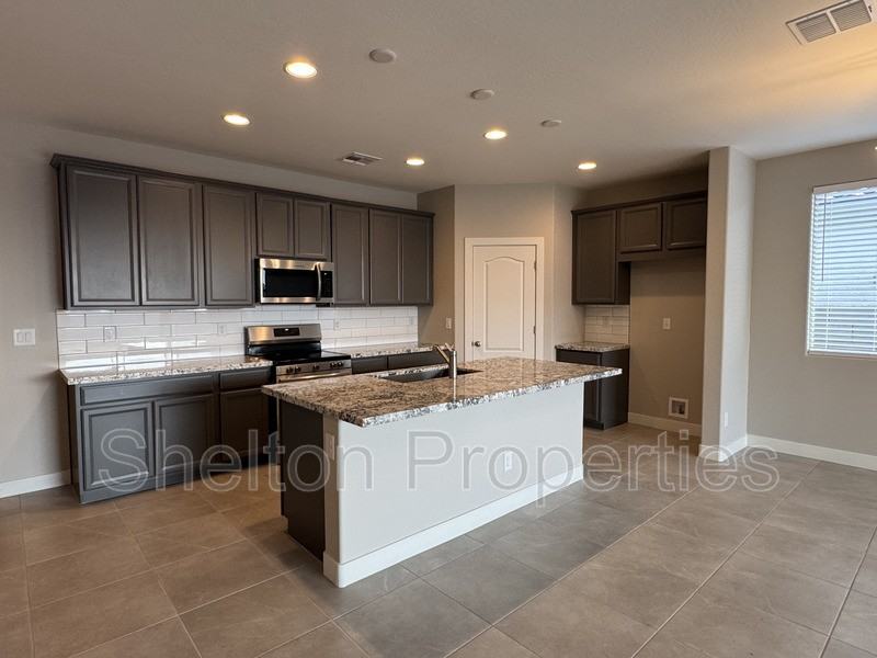 21565 Papago Street - Photo 2 of 15