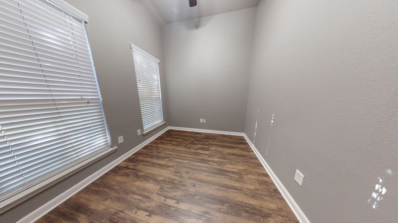 15460 Baker Meadow Loop - Photo 2 of 13
