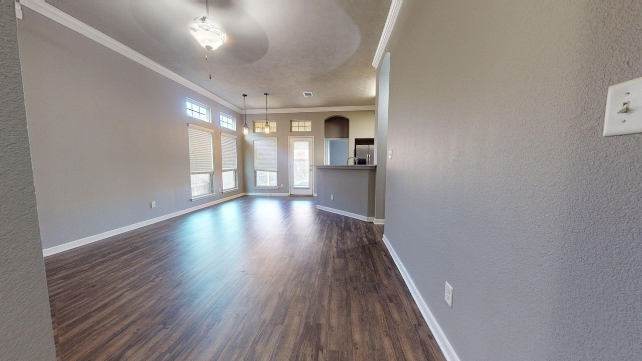 15460 Baker Meadow Loop - Photo 3 of 13