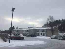 featured image of 419 W 7th St