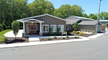 featured image of 409 Gateway Ct