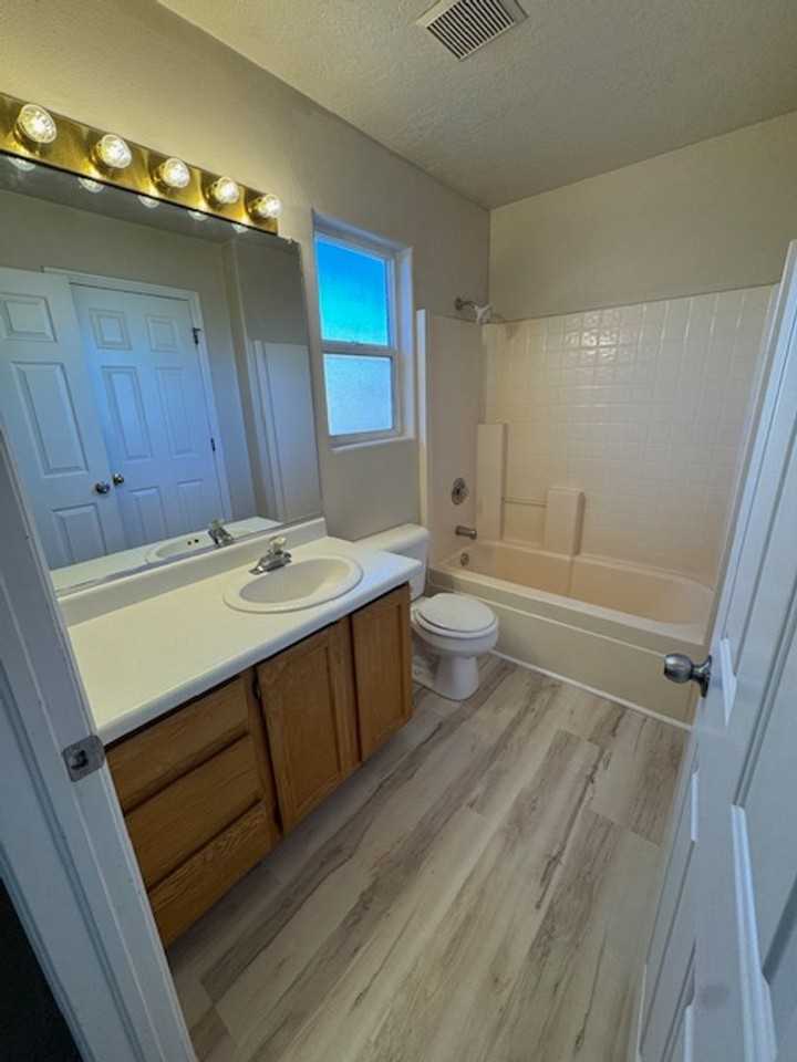 1113 N 1620 W #2 - Photo 7 of 11