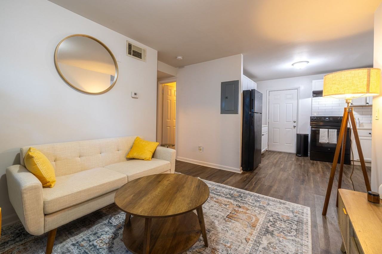 Dwell at the Alcove - Photo 2 of 16