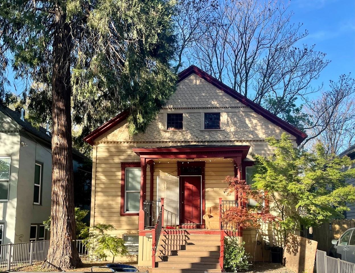 536 Hazel St - Photo 2 of 17