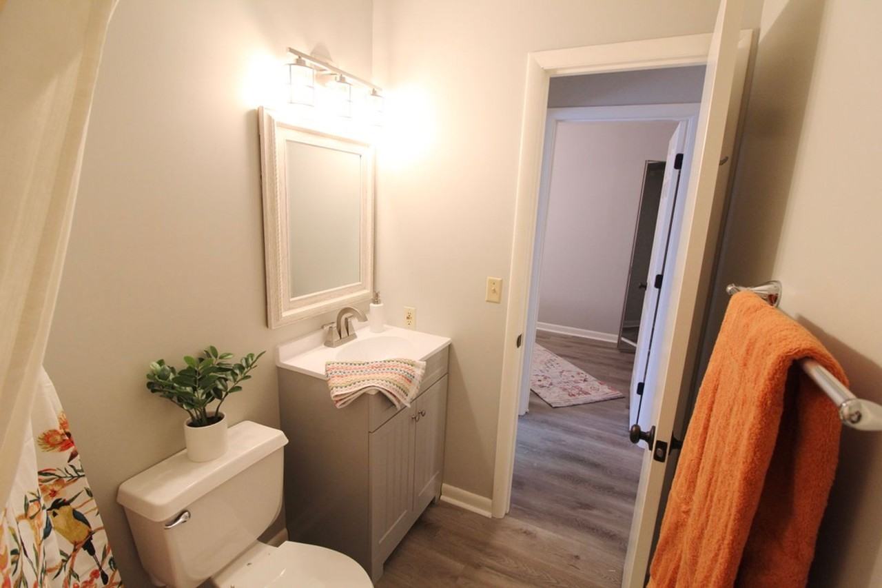 1348 Hunters Road - Photo 5 of 9