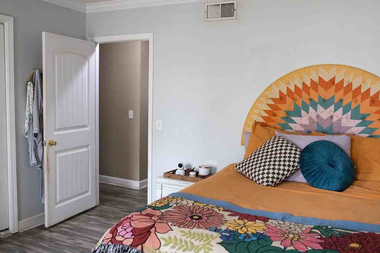 104 Niver Rd - Photo 5 of 18