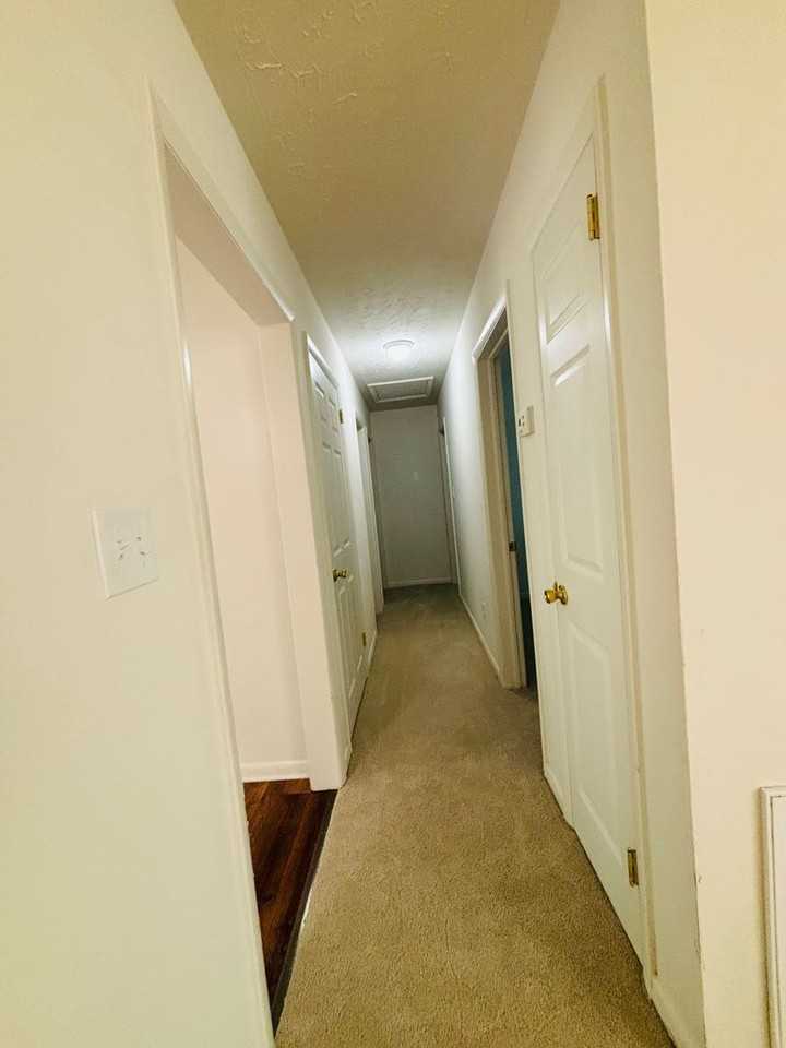 215 Freestone Dr Ne - Photo 5 of 20