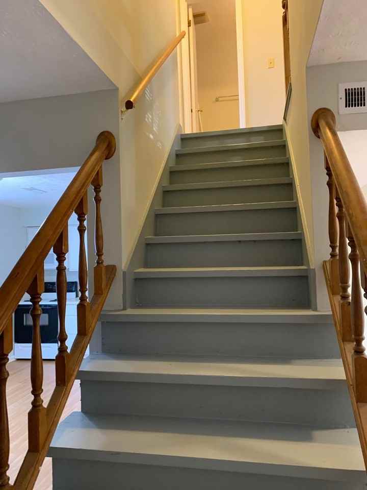 1910 Fletcher Ave Apt A - Photo 5 of 17