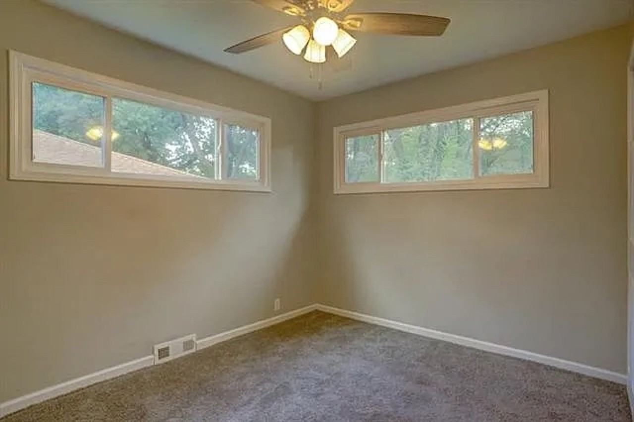 7820 E 113th Ter - Photo 6 of 10