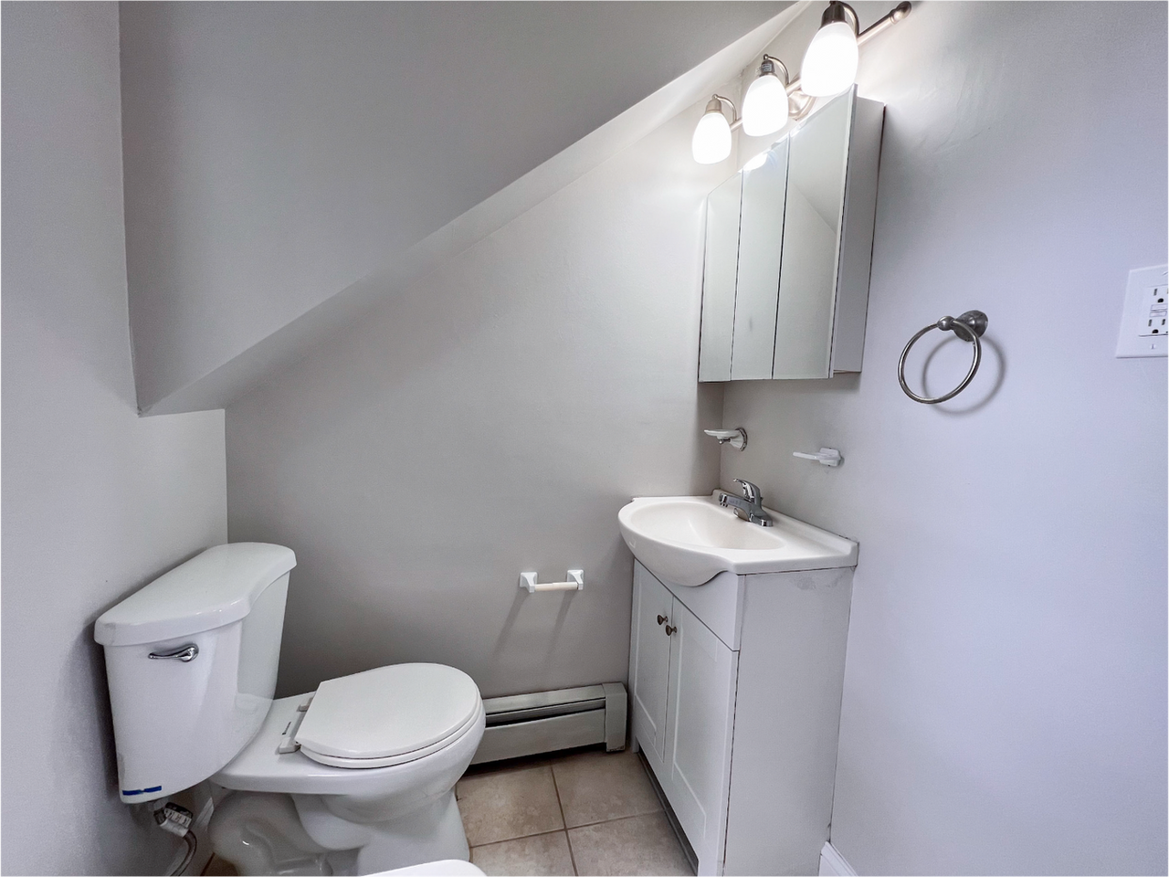 221 Brown St - Photo 7 of 19