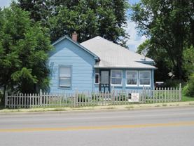 1212 W Kirkwood Ave - Photo 1 of 1