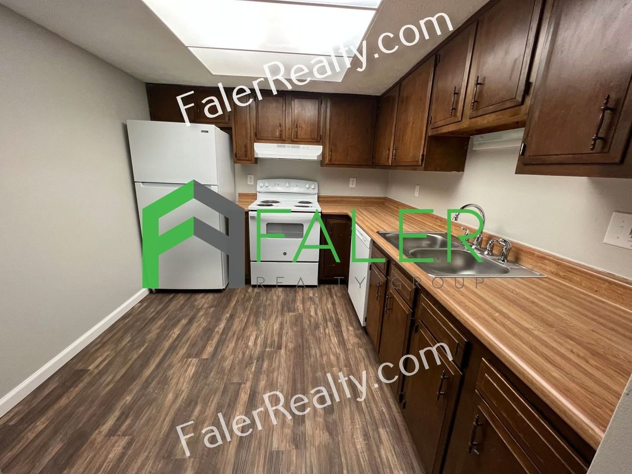 5265-5303 5265-5303 Belle Isle Drive - 5279 Belle Isle - Photo 3 of 9