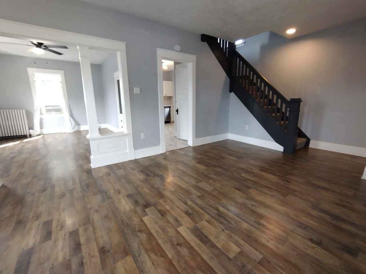 320 N 2nd St - Photo 3 of 18