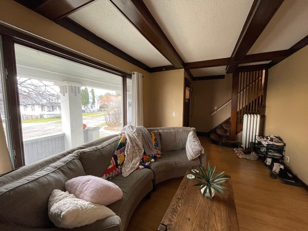 716 N 18th Ave E - Photo 4 of 26