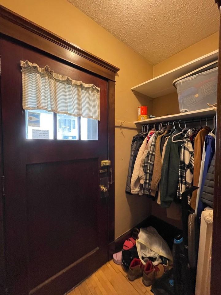 716 N 18th Ave E - Photo 5 of 26