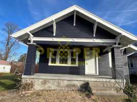 featured image of 2128 Ravenwood Ave