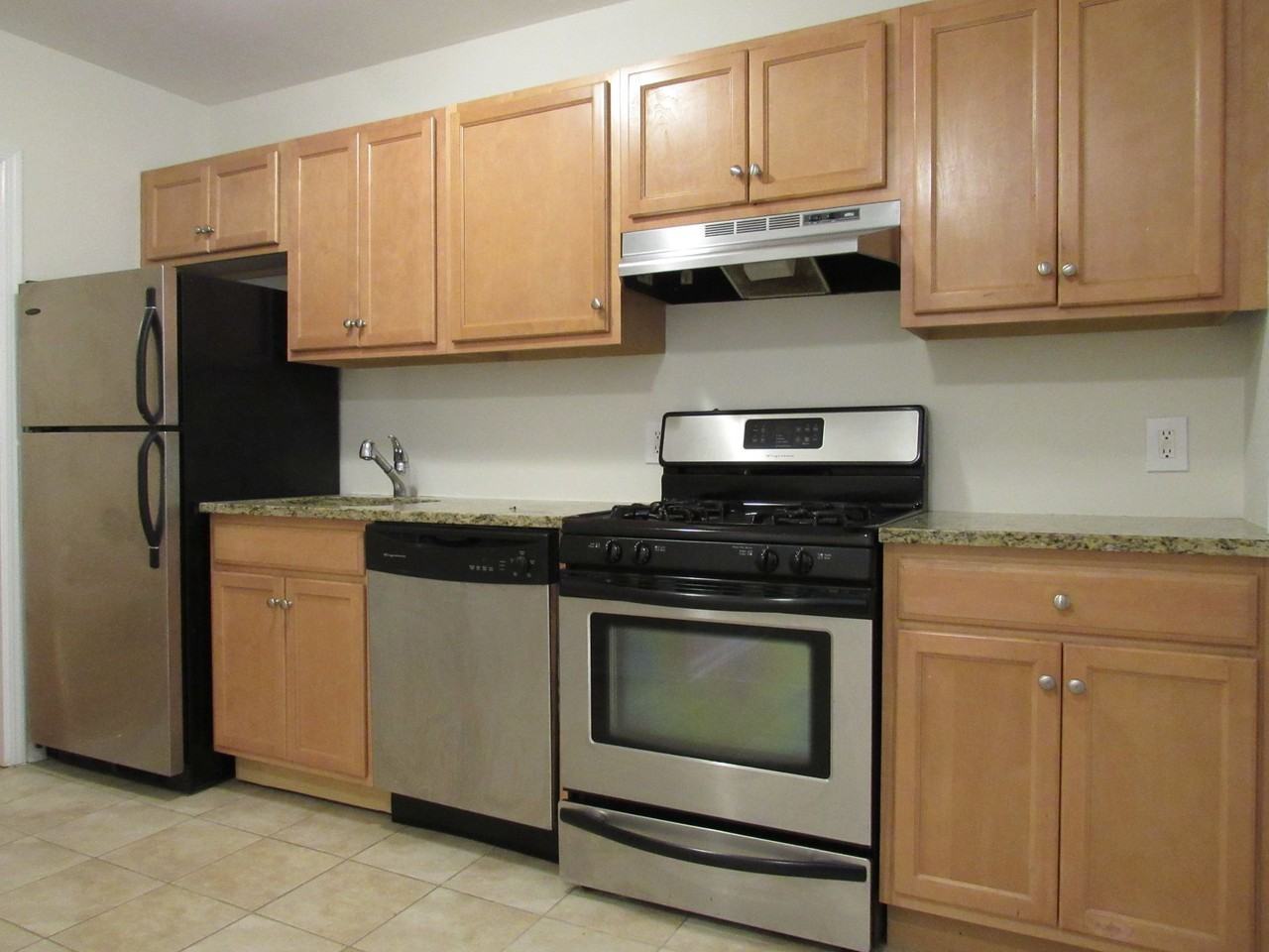 The Regis at 93 Pine - Photo 2 of 15