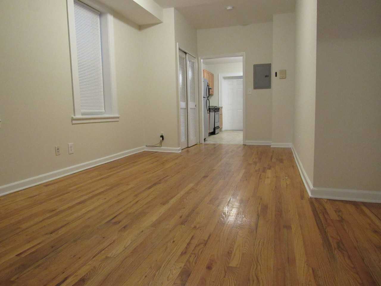 The Regis at 93 Pine - Photo 6 of 15