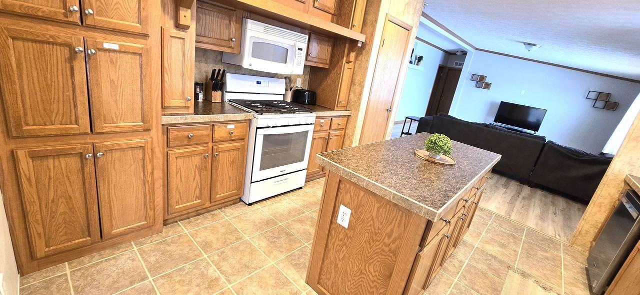 2503 Wrangler Rd - Photo 3 of 15