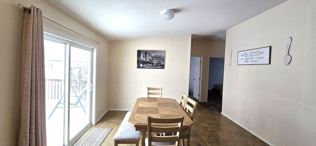 2704 Daybreak Ct - Photo 4 of 15