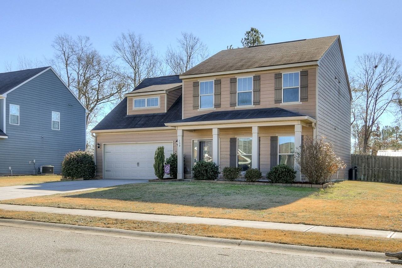 139 Beallwood Dr - Photo 2 of 38