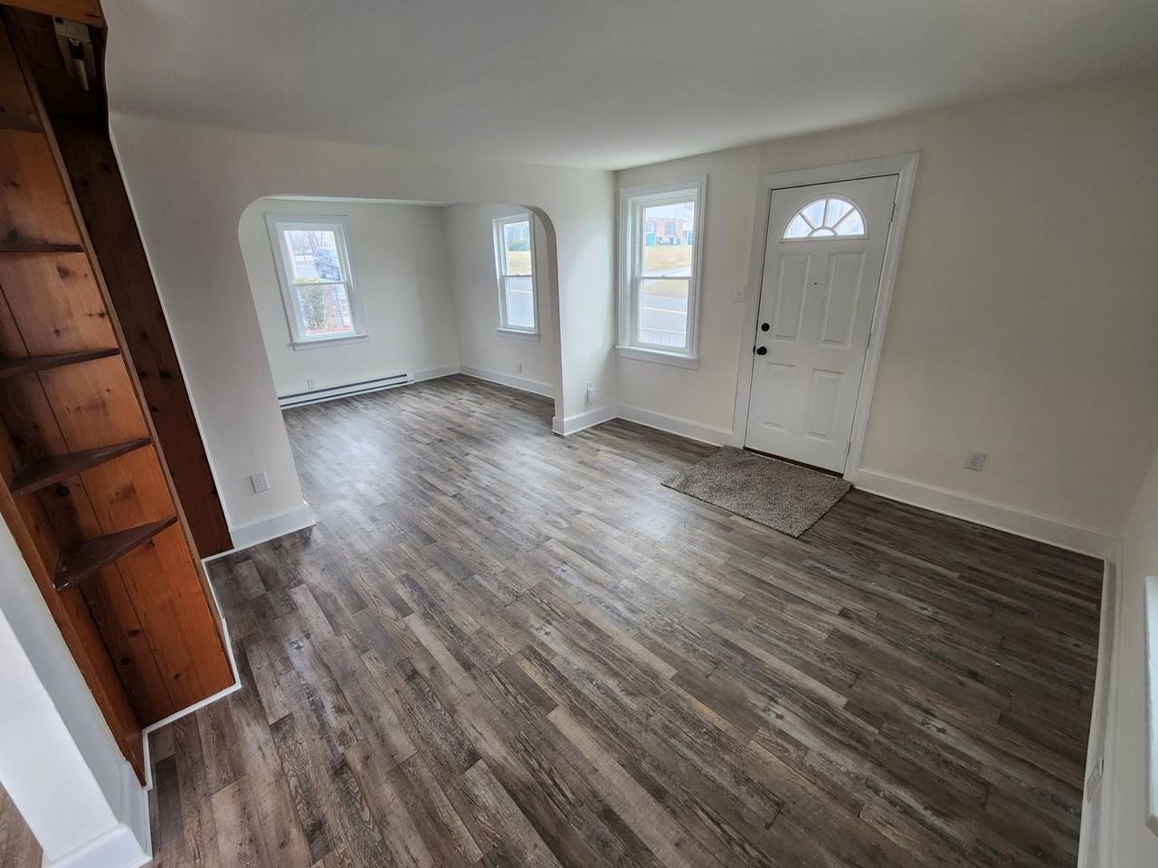 344 W Baltimore St - Photo 6 of 21