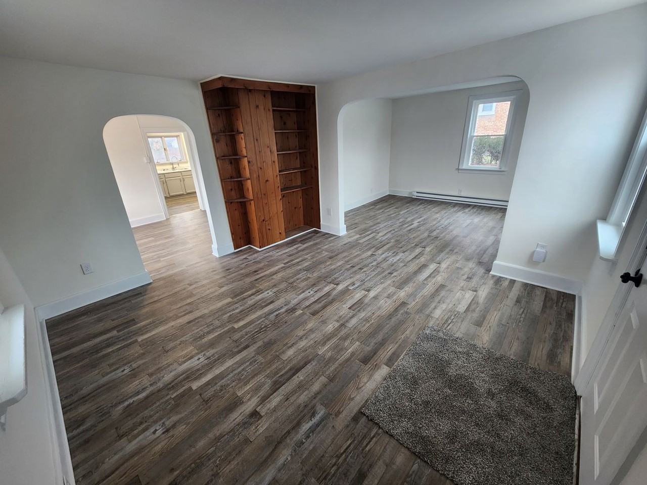 344 W Baltimore St - Photo 7 of 21