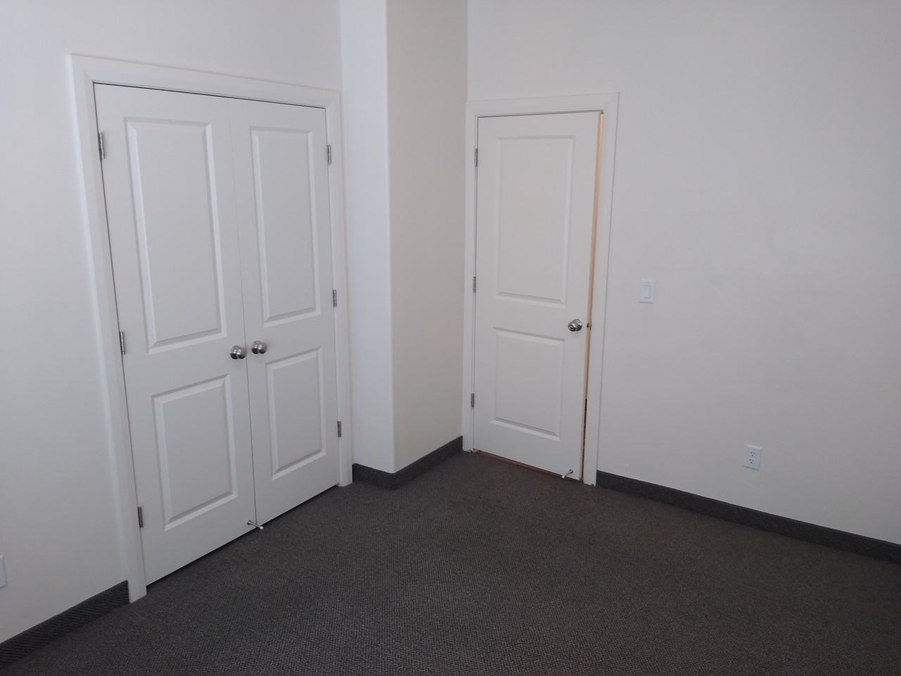 354 N 300 W - Photo 3 of 50