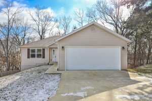 featured image of 319 Dogwood Pl