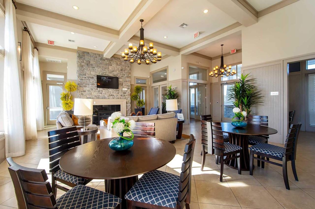 Aria Victoria - Photo 2 of 21