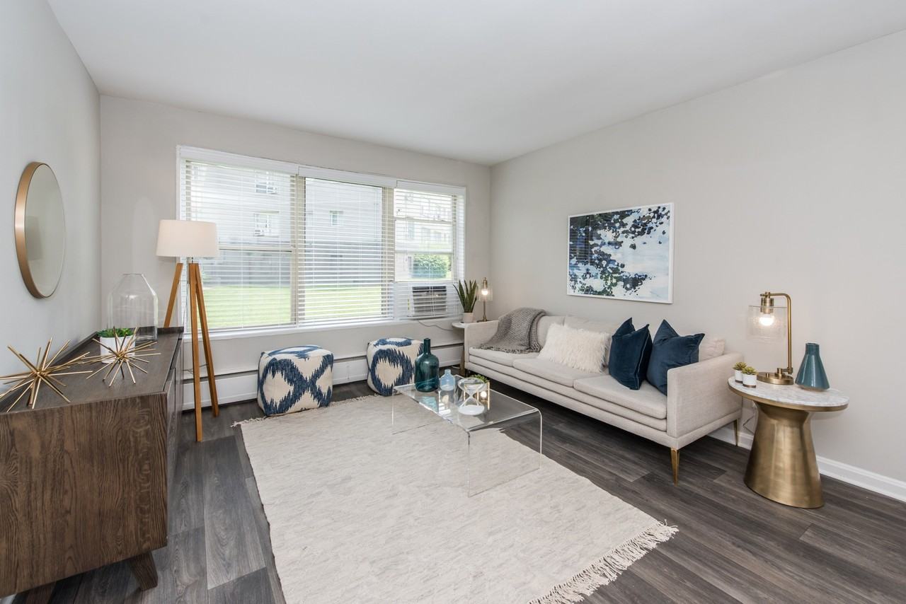 The Gallery on New Hampshire - Photo 6 of 19