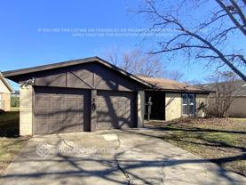 340 N Burleson - Photo 1 of 1