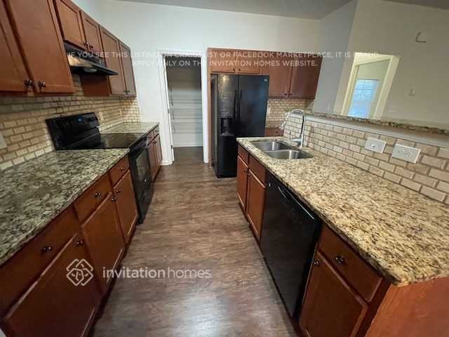 3135 Franklin St - Photo 3 of 14