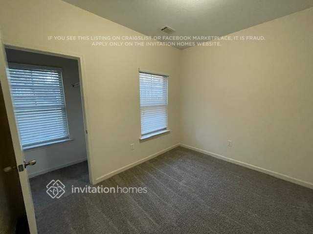 3135 Franklin St - Photo 5 of 14