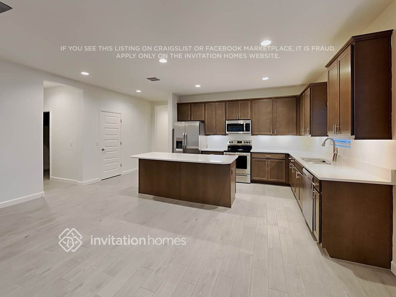 253 S 190th Dr - Photo 6 of 18