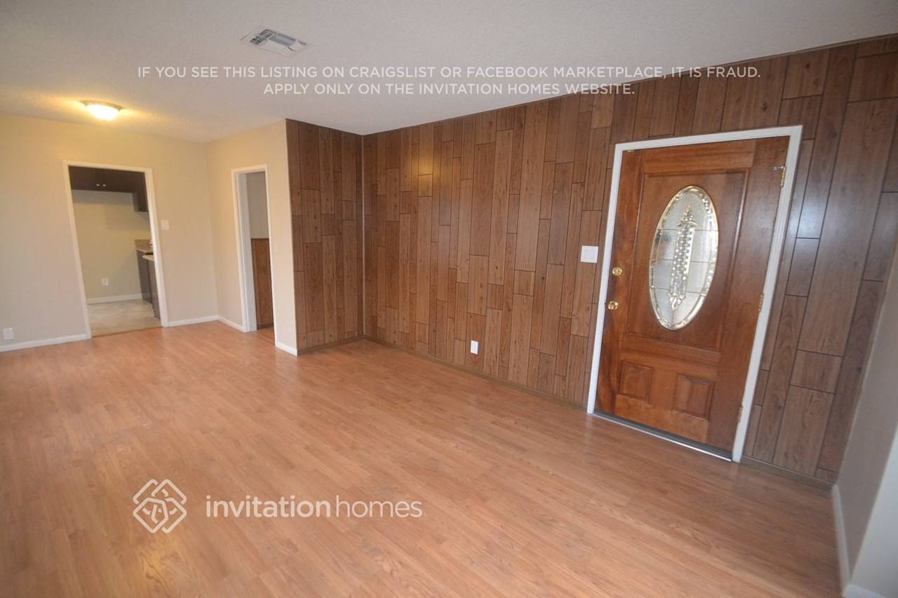 7518 Kraft Ave - Photo 3 of 13