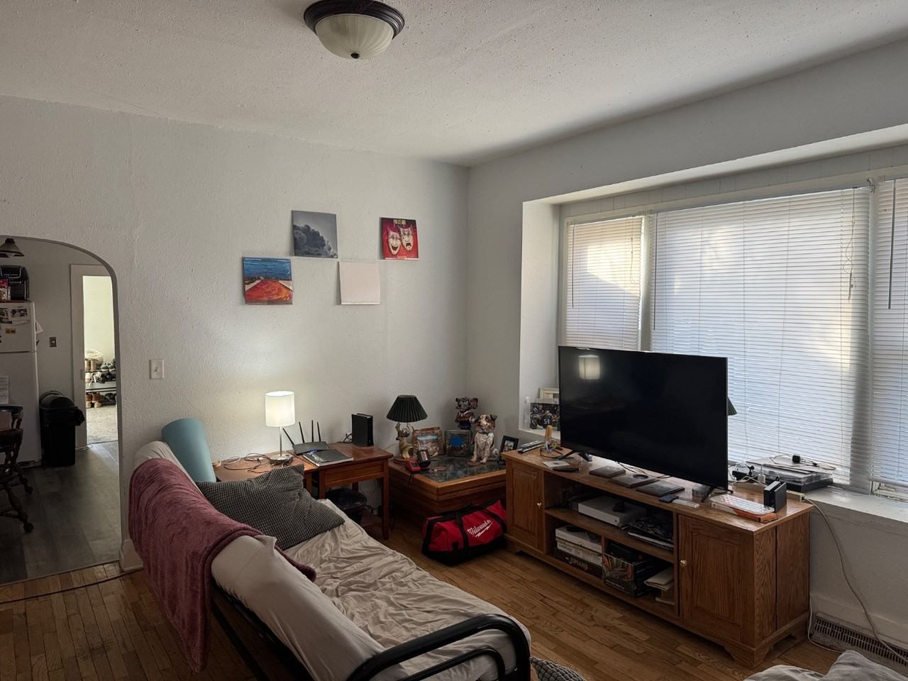 526 Liberty ST - Photo 5 of 20