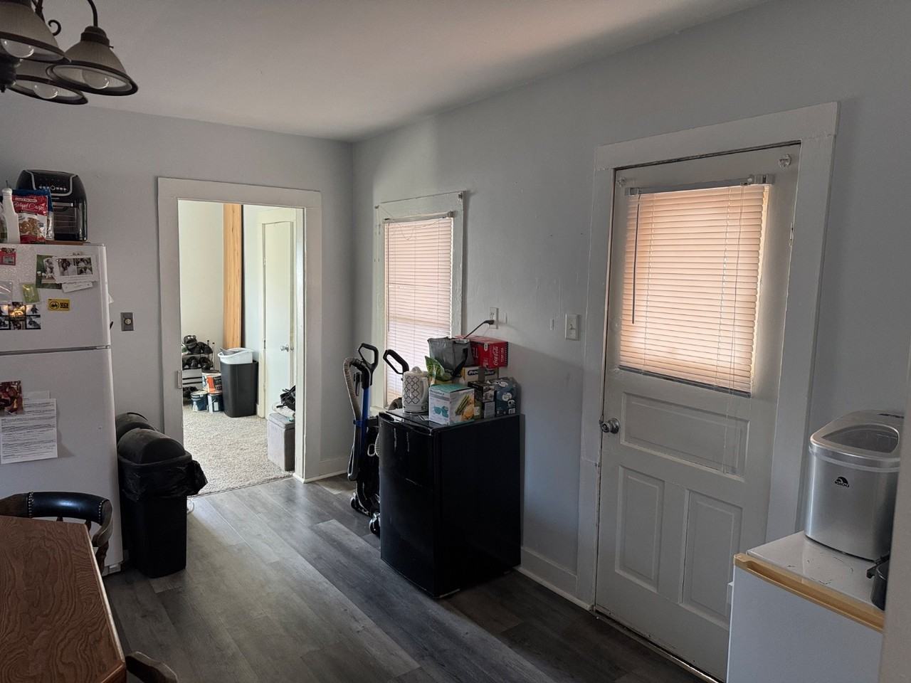 526 Liberty ST - Photo 6 of 20