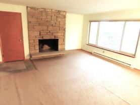 5220 Sand Point Way Ne #3 - Photo 1 of 1