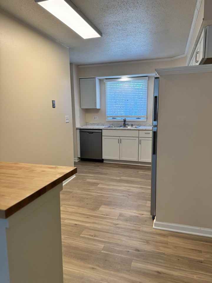 1737 Colette Dr #1737 - Photo 7 of 16