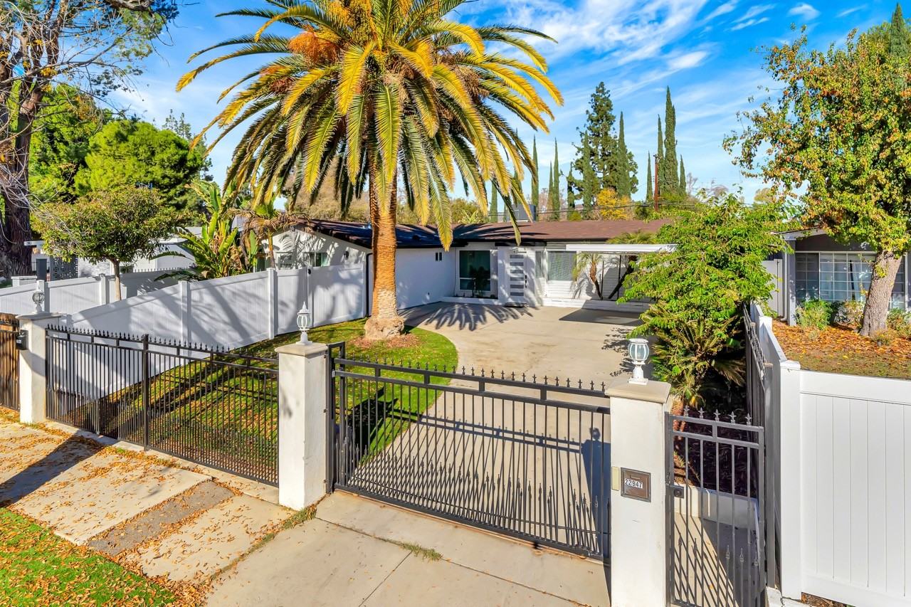 22947 Valerio St #NA - Photo 6 of 50