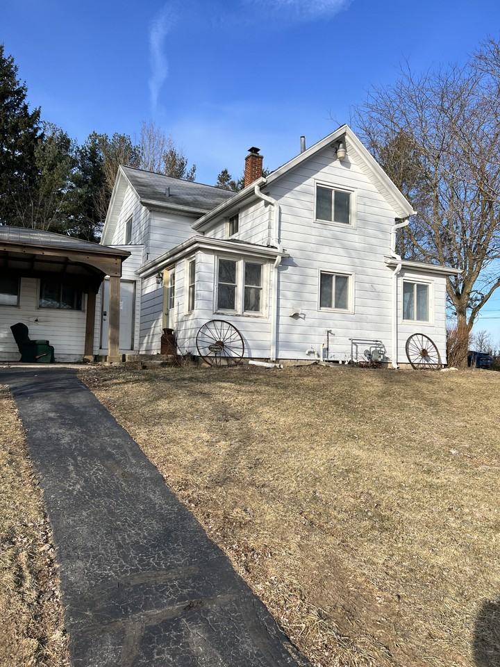 3841 Pioneer Rd #NA - Photo 2 of 6