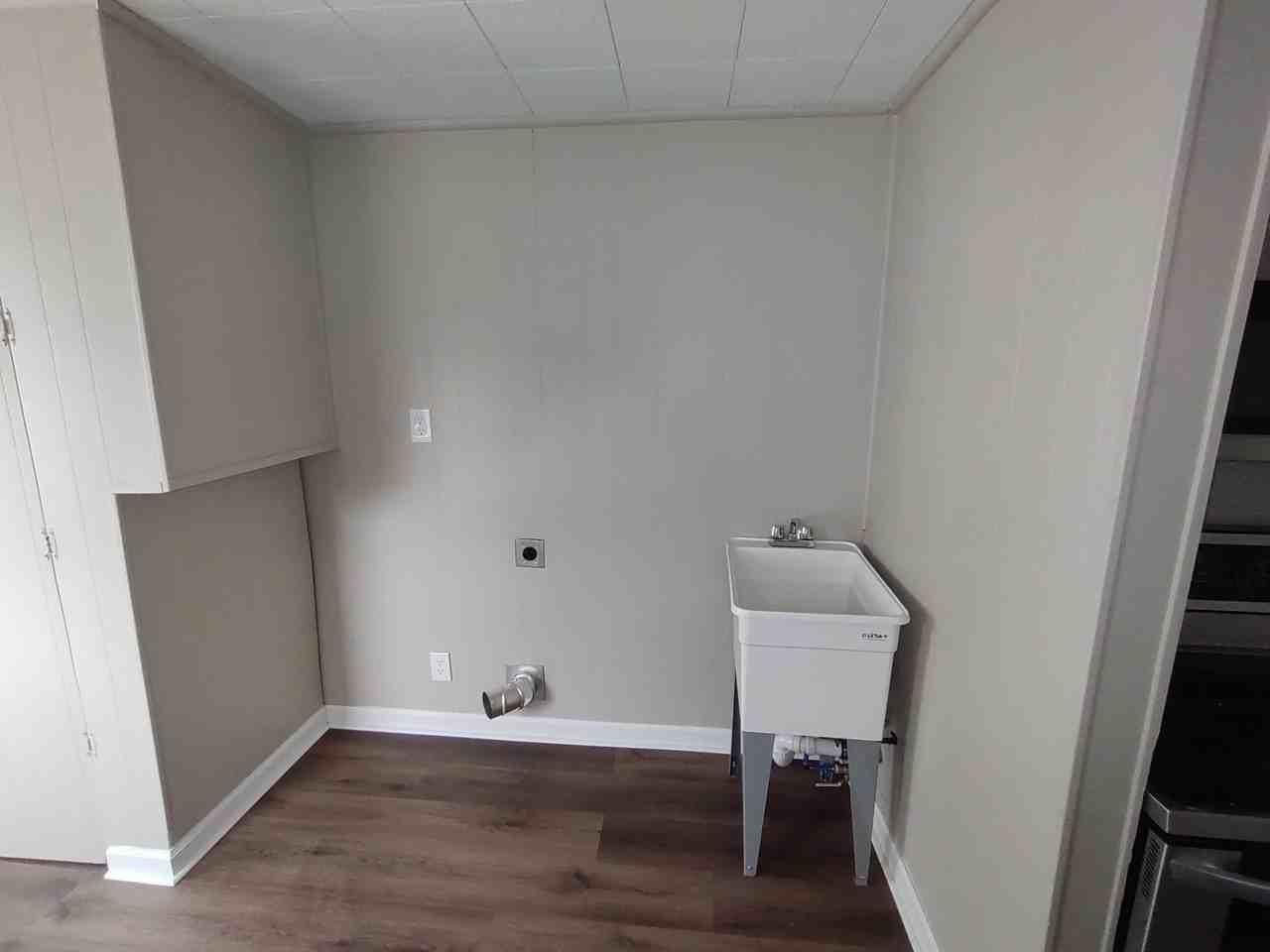 2721 S 50th St #NA - Photo 3 of 19