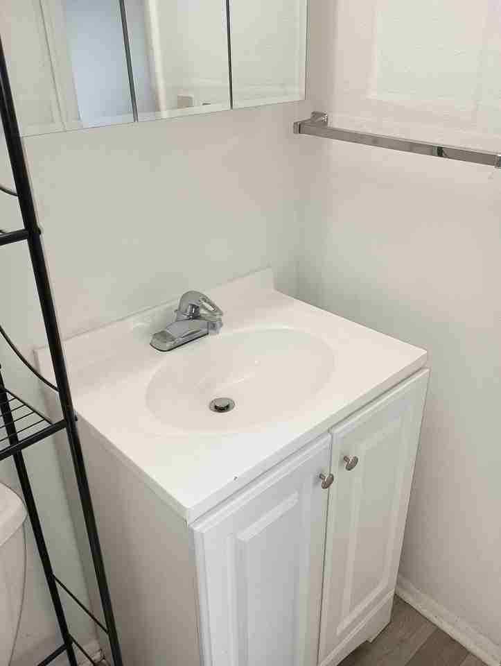 2721 S 50th St #NA - Photo 7 of 19