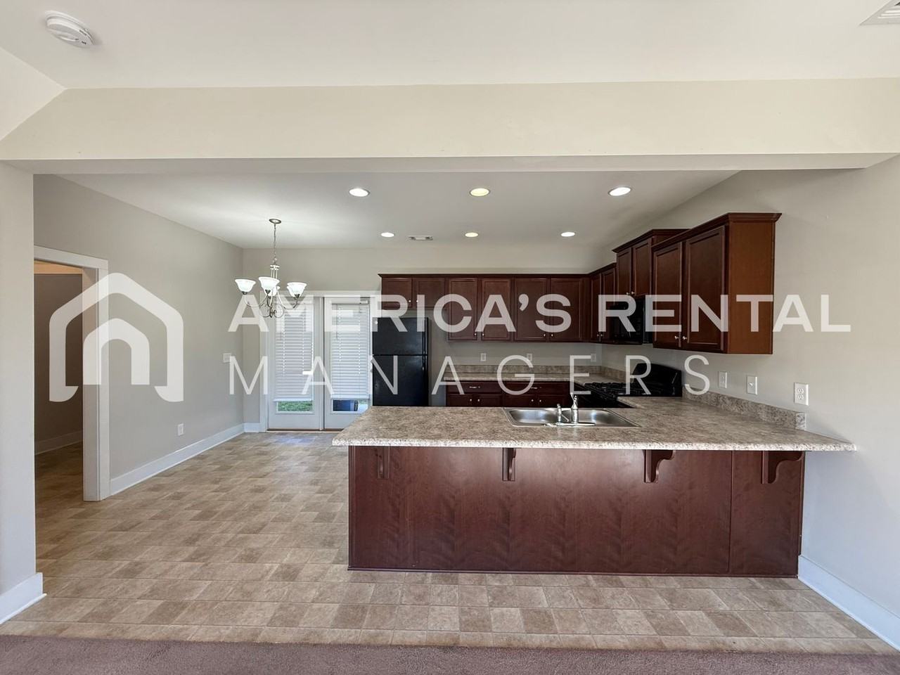 580 Polo Way - Photo 6 of 27