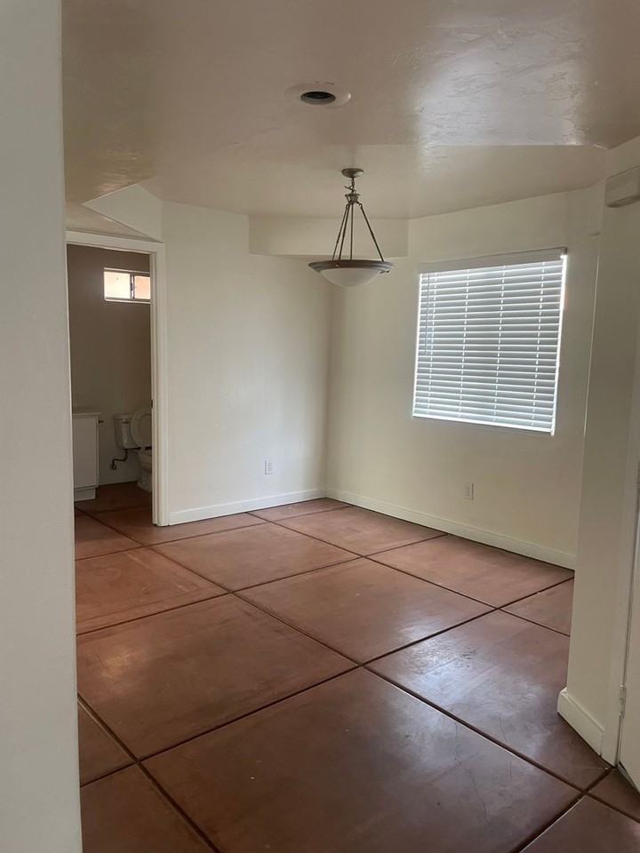 Glenn St Casitas - Photo 7 of 10