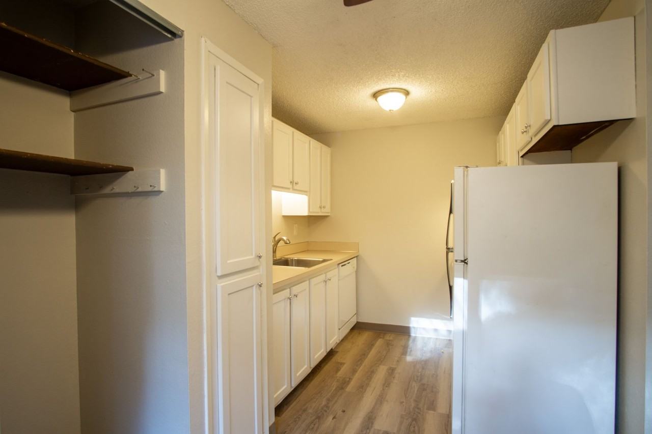 3932 Sw Multnomah Blvd - Photo 5 of 16