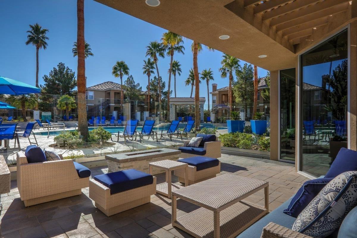 875 E Silverado Ranch Blvd - Photo 4 of 17