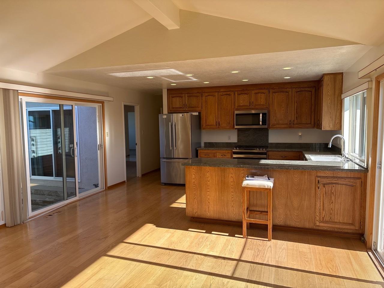 3619 Oakes Dr - Photo 3 of 25