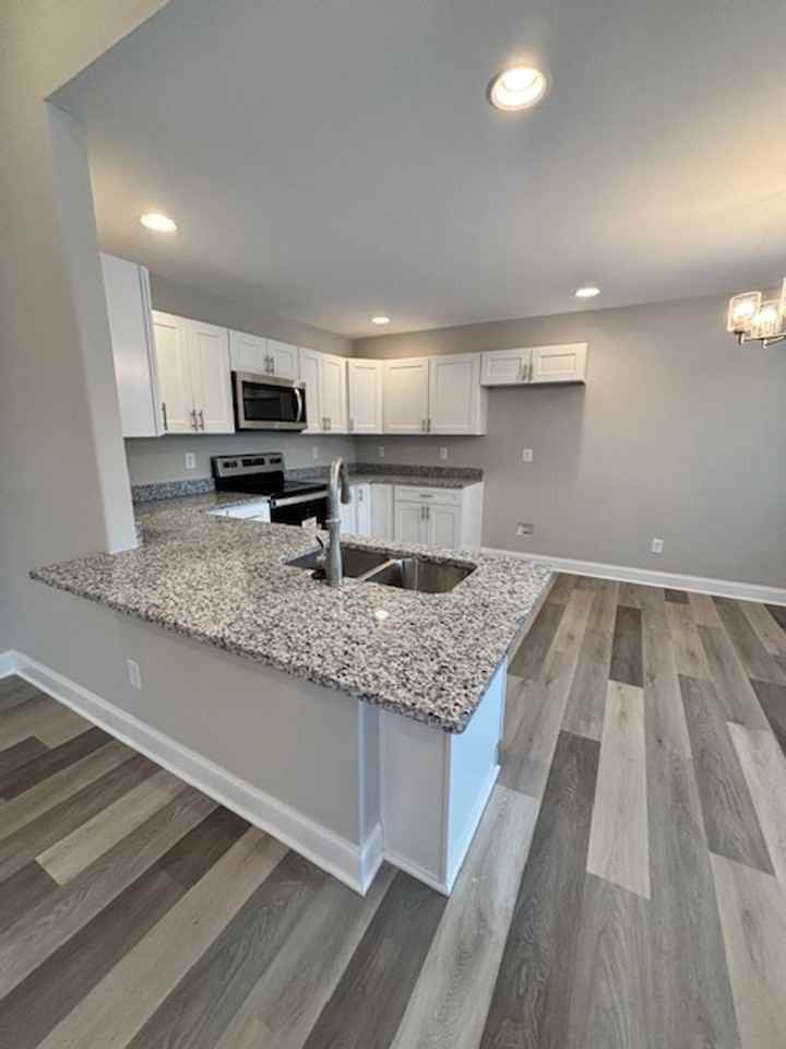 1146 Melody Ave - Photo 3 of 19